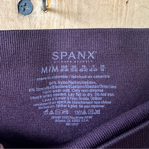 Spanx Look at Me Now Purple Seamless High Waist Leggings - Picture 7 of 8